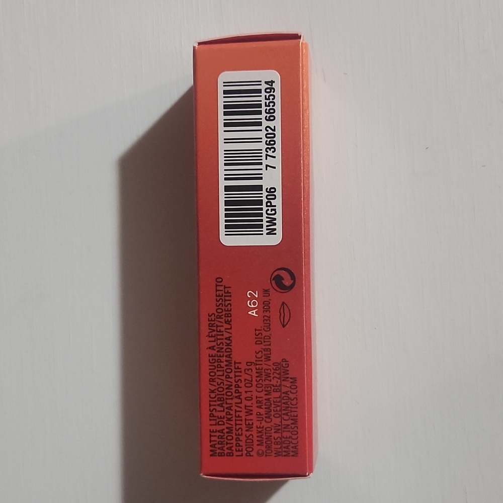 MAC Russian Red Matte Lipstick Lunar New Year - Picture 10 of 12